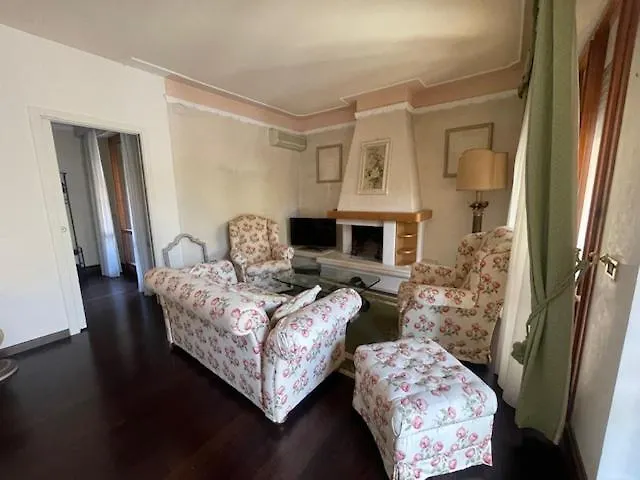 דירות ססטו פיורנטינו La Casa Di Stella